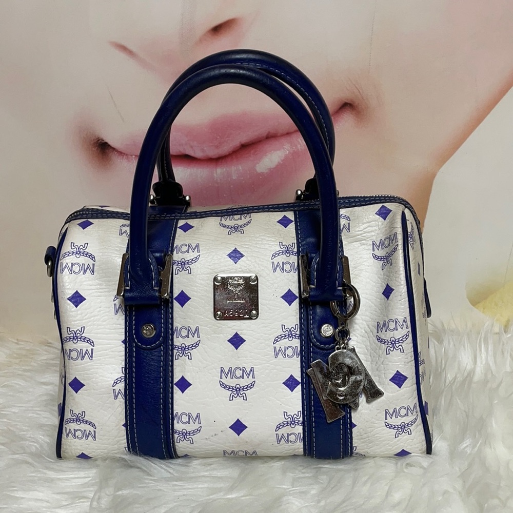 MCM size 25 blue speedy style bag